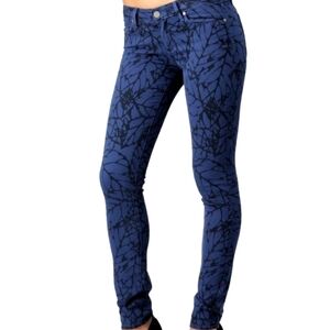 PAIGE Denim Skyline Skinny Blue Black Leaf Print Jeans